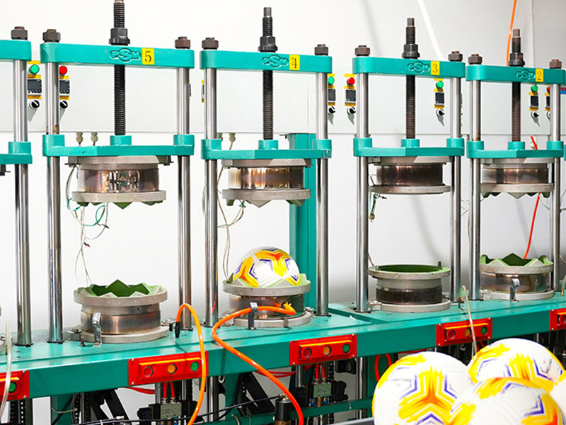 ছাঁচনির্মাণ